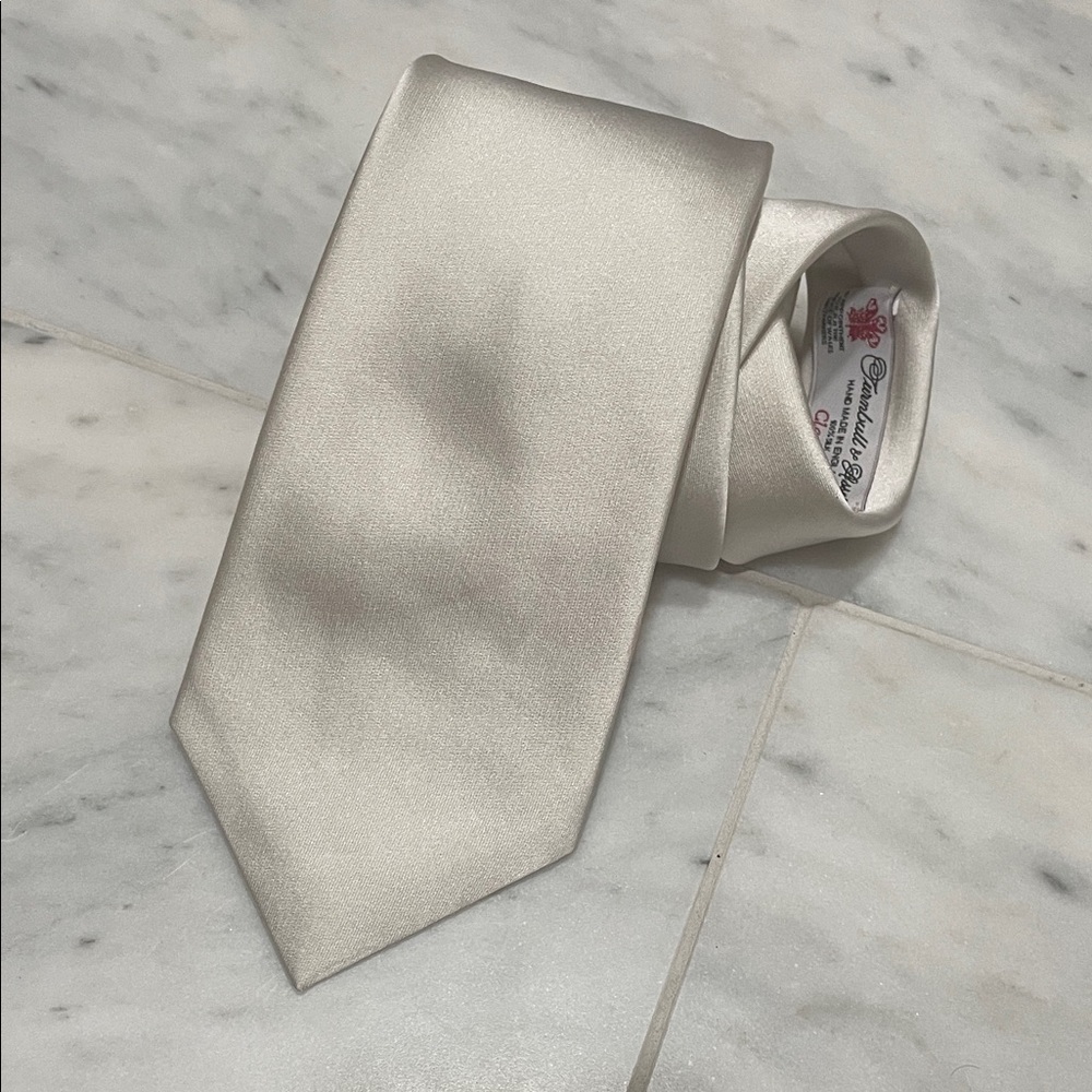 Turnbull & Asser Elegant Ivory Tie